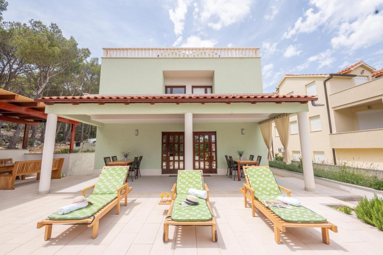 Villa Kalinic Milna  Kültér fotó